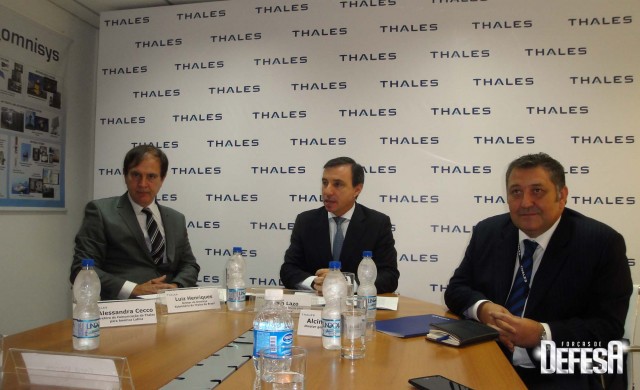 Thales inaug centro sonares - coletiva 1 - foto Fernando Nunao - Poder Naval