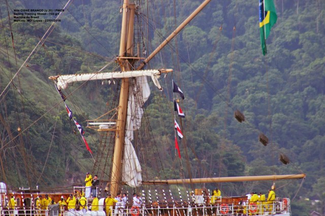 cisne-branco-U20-PWCB-ml-22-01-16-18 cópia