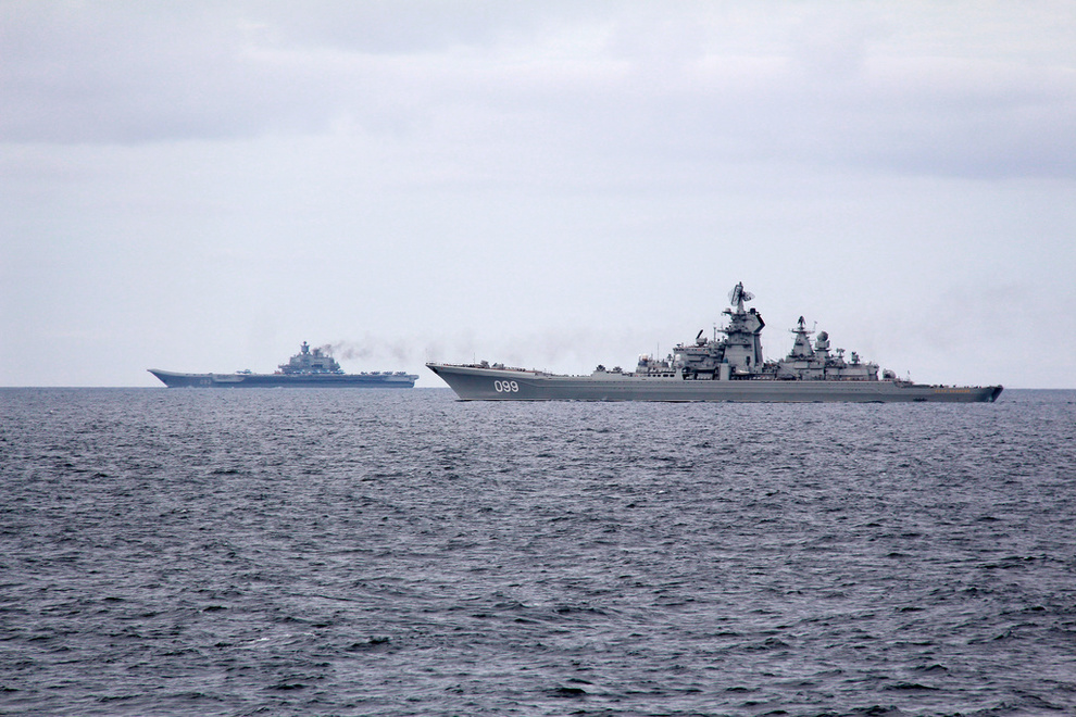 almirante-kuznetsov-e-pedro-o-grande