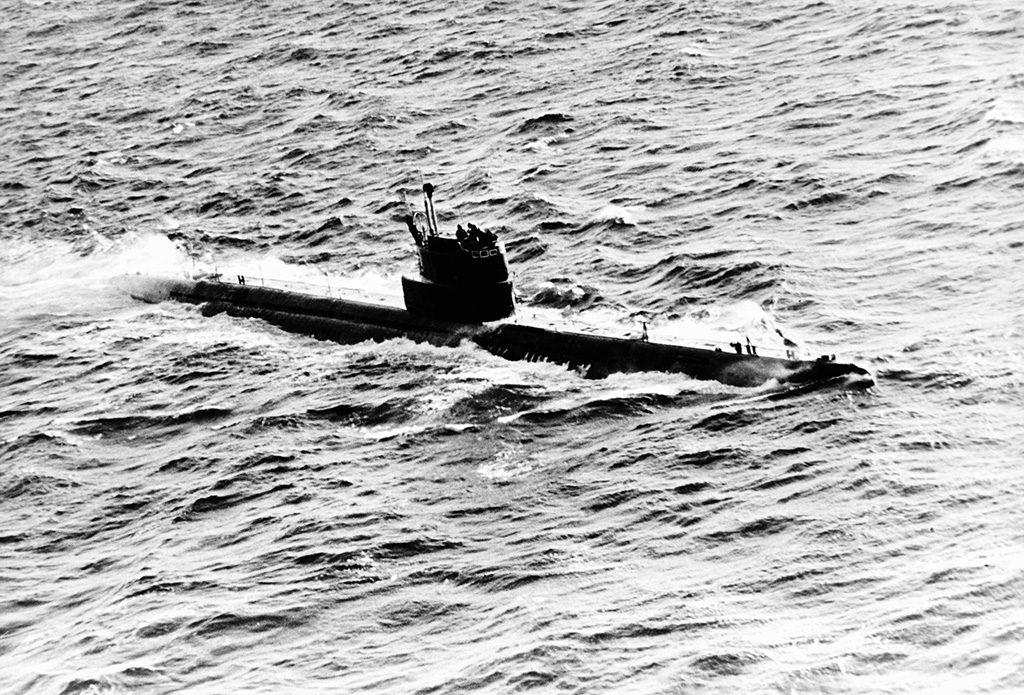 Submarino soviético classe W (Whiskey). Foto: US Navy
