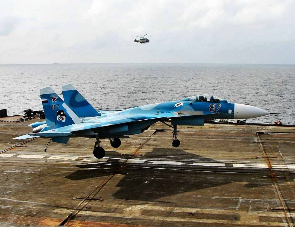 su-33-landing