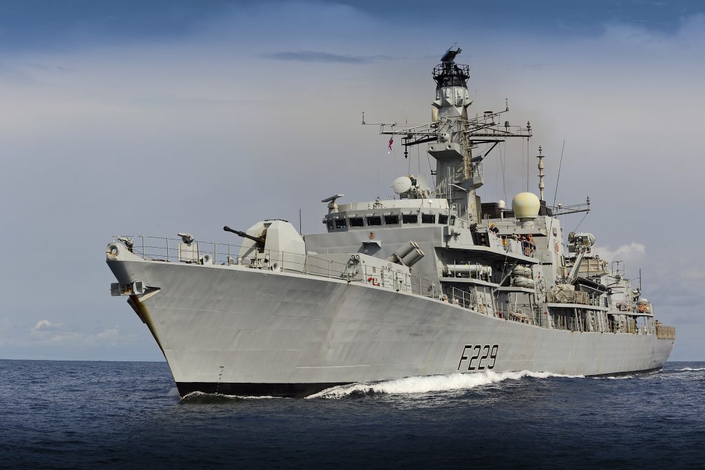 Fragata Type 23 HMS Lancaster