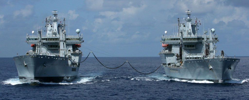 RFA Wave Knight e RFA Wave Ruler