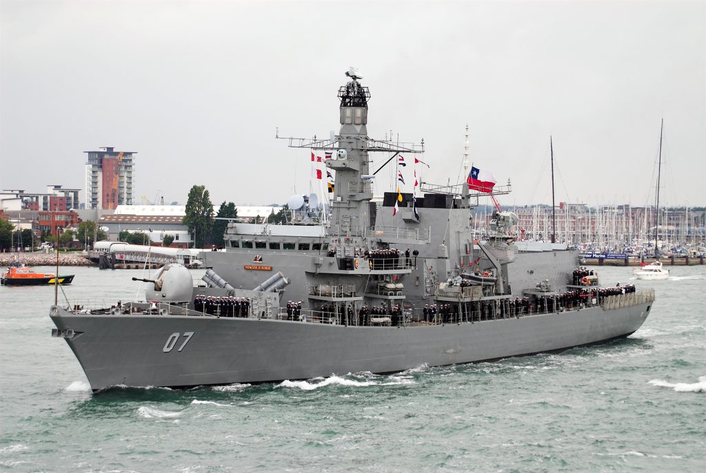 Fragata "Almirante Lynch" FF-07 da Armada Chilena, que estÃ¡ participando da RIMPAC 2018