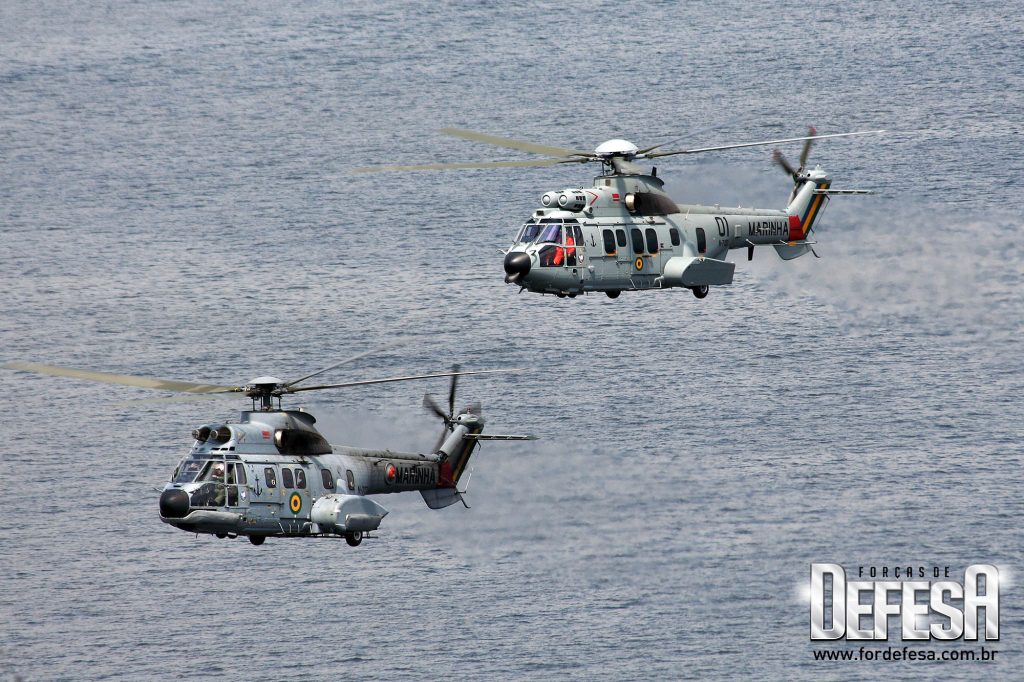 UH-14 Super Puma e UH-15 Super Cougar da Marinha do Brasil