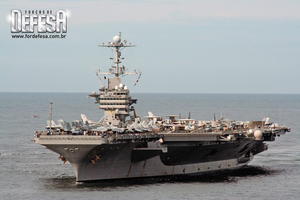 Visita do porta-aviões USS George Washington ao Rio de Janeiro, em 2008