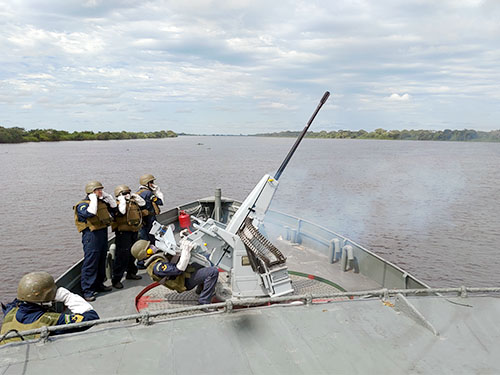 ExercÃ­cio de tiro para aceitaÃ§Ã£o do armamento