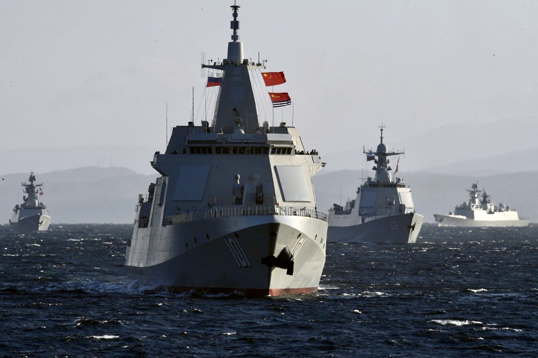 Marinha norte-americana desenvolve navio de guerra mais avançado do mundo