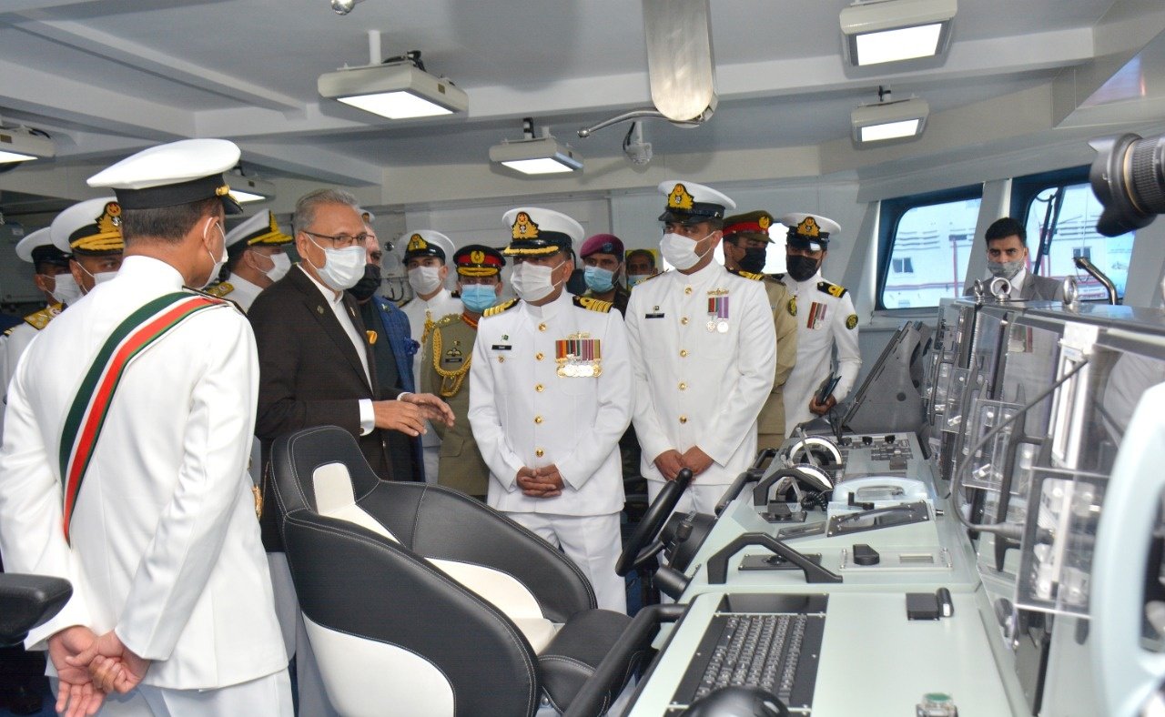 Paquistão comissiona a primeira fragata Type 054 A/P - Poder Naval