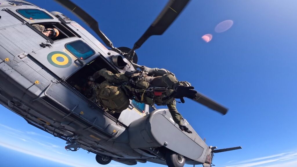 SLOp a partir de aeronave UH-15 “Super Cougar”
