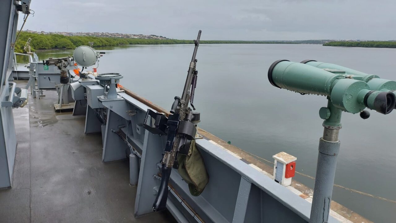 All Guns On Deck - Um simulador de navio de guerra