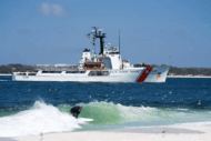 Cutter ‘Alert’ da Guarda Costeira dos EUA retorna após 55 dias patrulhando o Golfo da América contra pesca ilegal