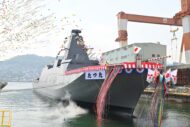Japão lança a fragata JS Tatsuta, 11ª unidade da classe Mogami