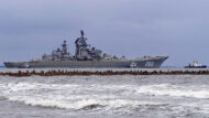 Cruzador nuclear russo ‘Admiral Nakhimov’ modernizado inicia primeiros testes de mar