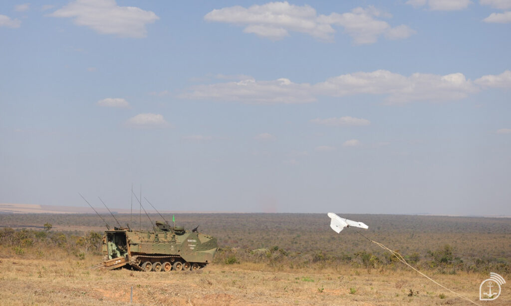 Marinha-do-Brasil-testa-drone-kamikaze-1024x613.jpg