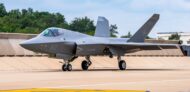 J-35, o novo caça naval chinês, faz estreia em desfile militar de 80 anos da Vitória