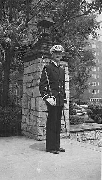 O Tenente Harald Jensen Christopher. (foto: Northwestern University Library)