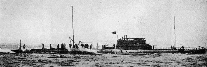 O submarino Humaytá, ainda em testes na Itália. (foto: Capt. Mateo Mille./JFS 1931, Coleção de Pedro Caminha)