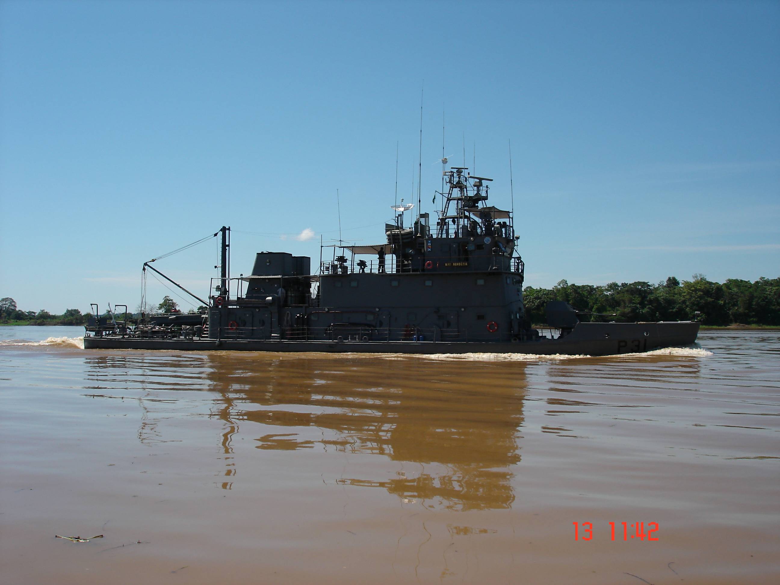 O NPaFlu Rondônia - P 31, em operação no Rio Solimões. (foto: NPaFlu Rondônia)